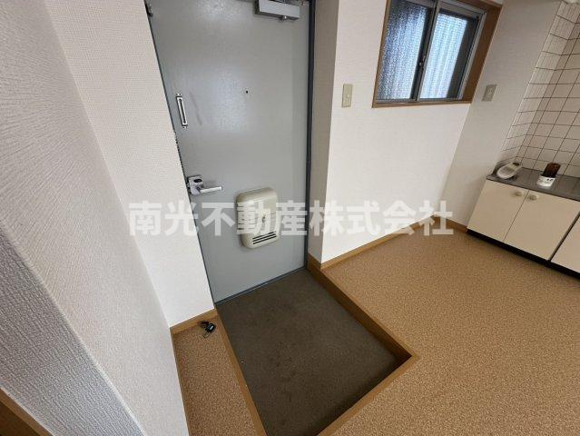サンライフ小阪の玄関