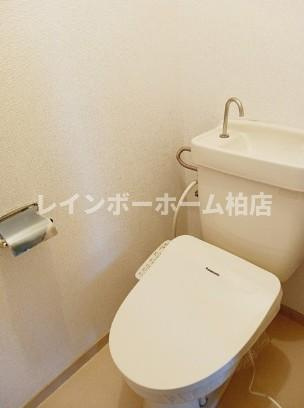 特典：仲介手数料が50％OFFです‼のトイレ|シンプルで使いやすいトイレです