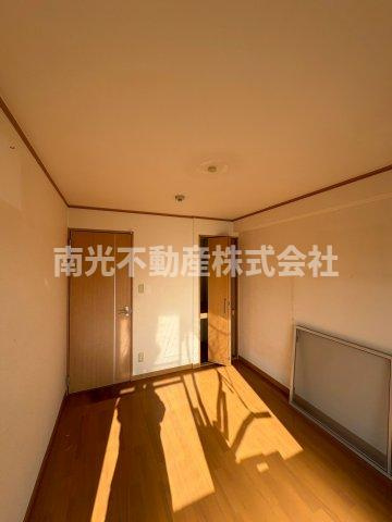 サンライフ小阪の洋室