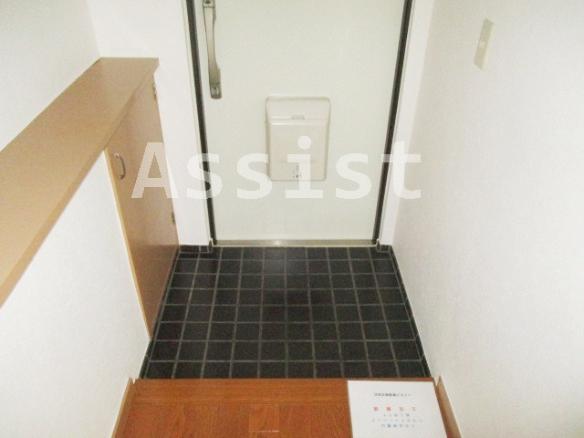目黒フラワーマンションの玄関