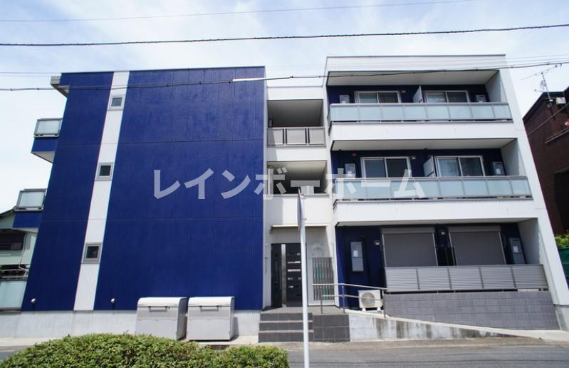 エルスタンザ船橋の外観