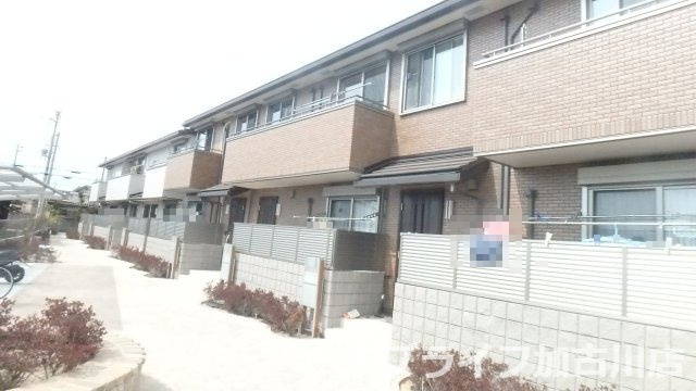 若宮テラスハウスの外観