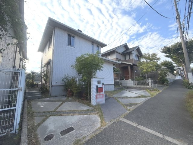 神戸市垂水区桃山台４丁目戸建の外観
