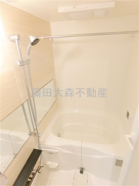 COCOCUBE大森西　東邦医大通りの浴室|追焚と浴室乾燥機付きのバスルーム　お風呂