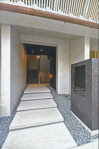山門九六六の外観