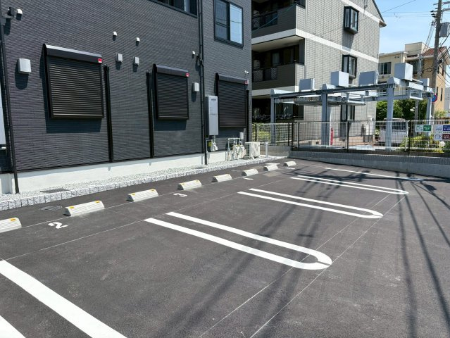 レジデンス荒牧の駐車場|駐車場があります