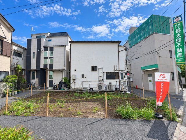 【前面道路含む現地写真】 | 練馬区田柄5丁目　新築戸建 | 3方向角地風