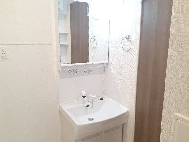 カーサ　カメジマの洗面所