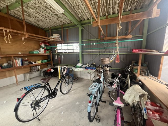 姫路市安富町塩野平屋(倉庫・畑付き）のその他|倉庫内
