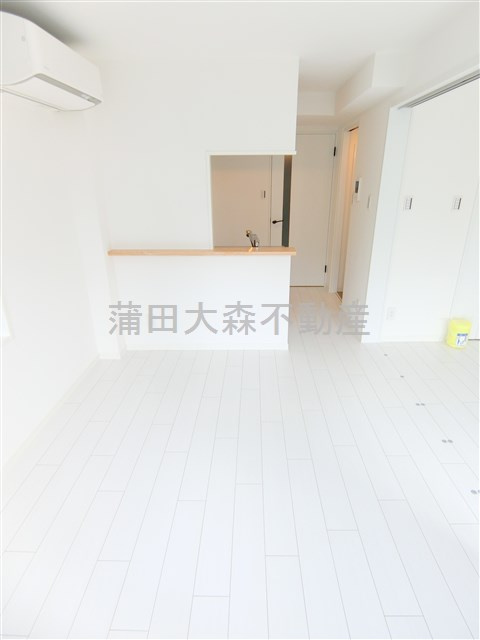 COCOCUBE大森西　東邦医大通りの居間・リビング