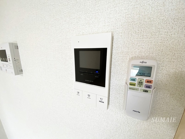 ソレアード志茂のセキュリティ|モニター付きインターホンです☆