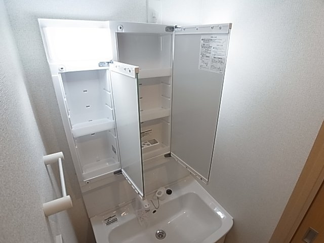 神戸市須磨区神撫町１丁目のアパート