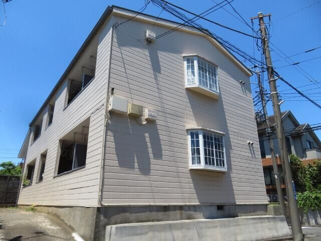 エクセレント鴨居の外観