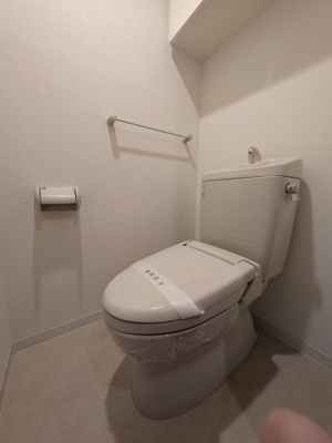 【トイレ】 | リージア代々木 | ※同じ建物の別のお部屋の写真です。
