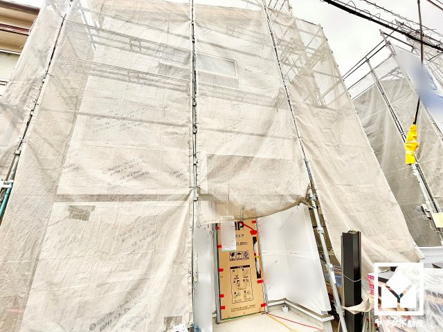 尼崎市水堂町２丁目の外観|突然の来訪時にも防犯面で心強いモニター付きインターホンを設置。お留守番中のお子様も、室内からスムーズに相手の確認ができます。