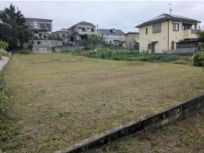 秦野市千村4丁目　売地　114.03坪の外観|＼小学校の一般的な25mプール「約1個分」の広さ／