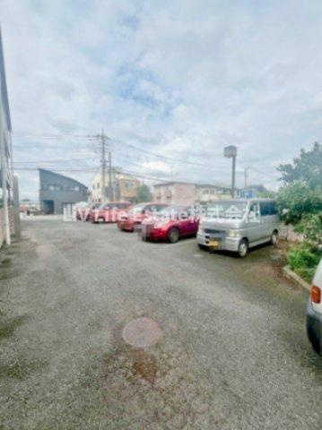 ＪＵＮエスポワールの駐車場