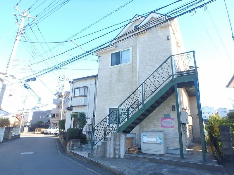 コラーレ二俣川の外観