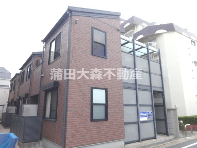 リースランド矢口A棟の外観|2003年3月築　木造地上2階建てペット可人気賃貸アパート
東京都大田区矢口2丁目　東急多摩川線武蔵新田駅徒歩8分、矢口渡駅徒歩11分