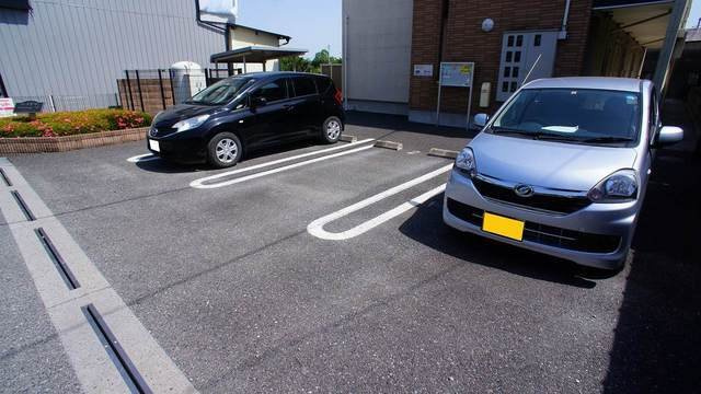 駐車場に車を止められます