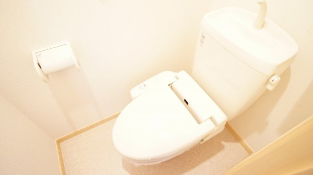 シンプルで使いやすいトイレです