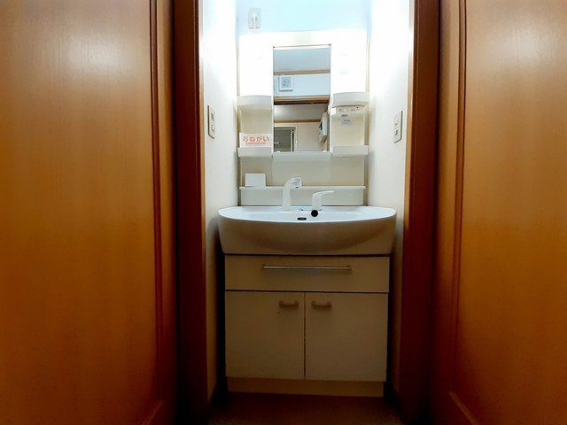 コンパクトで使いやすい洗面所