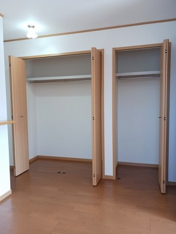 小物を収納するのに便利です
