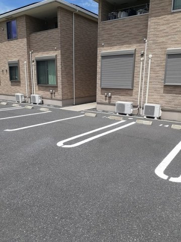駐車場に車を止められます