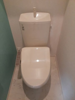 ゆったりとした空間のトイレです