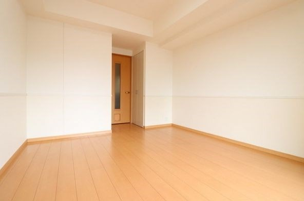 【居間・リビング】コンフォリア三宿