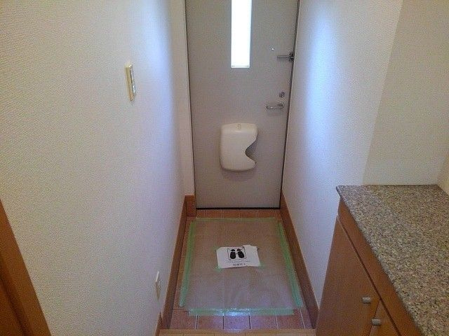 プラシードの玄関