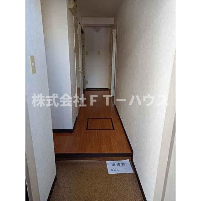 リージェントテラスの玄関
