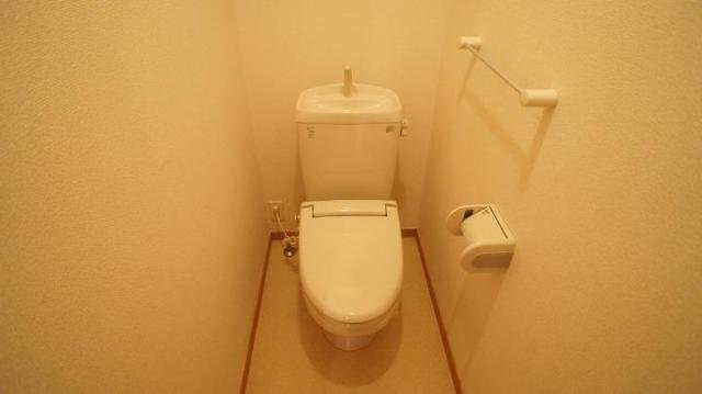清潔感のあるトイレです