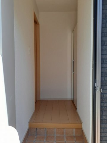 落ち着いた玄関です