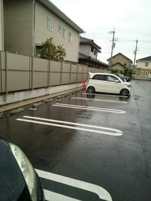 【駐車場】 | ワイ・シャネル