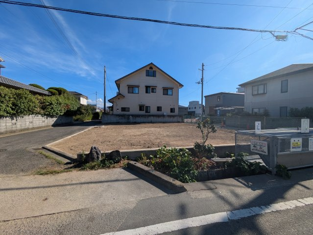 松山市空港通六丁目土地の外観