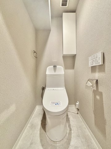 西宮セントポリア1号棟のトイレ|ゆったりとした空間のトイレです
