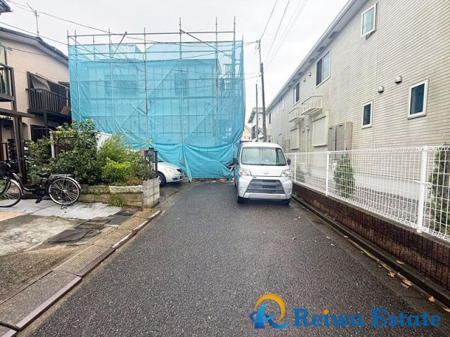 新築戸建　茅ヶ崎市南湖5丁目の前面道路含む現地写真