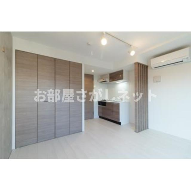 ＬＥＧＡＬＡＮＤ　ＳＥＮＧＯＫＵ　Ｓｑｕａｒｅの居間・リビング|※写真は同タイプ住戸です。