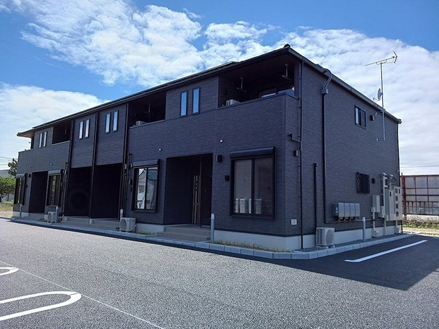 落ち着いた雰囲気の外観です