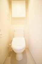 ゆったりとした空間のトイレです