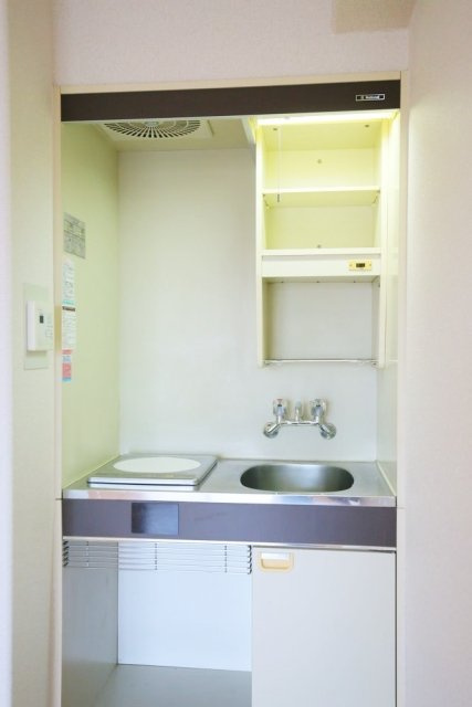 コンパクトなキッチンで掃除もラクラク