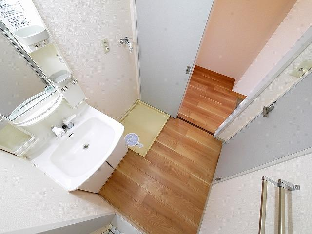 コスモス結崎　Ａの洗面所|使いやすい洗面所です