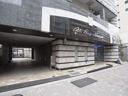 ガラ・グランディ西新宿のエントランス|ガラ・グランディ西新宿：「西新宿五丁目」駅徒歩４分！
