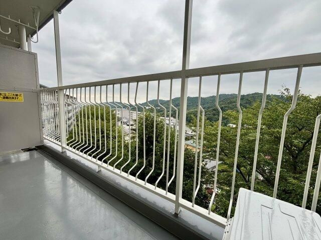 渋沢小田急ハイツ団地２号棟の展望