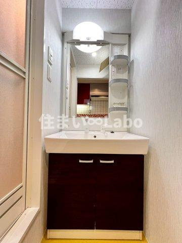 No.111 CLUB ORIENT BLDの独立洗面台|同建物別部屋参考写真
