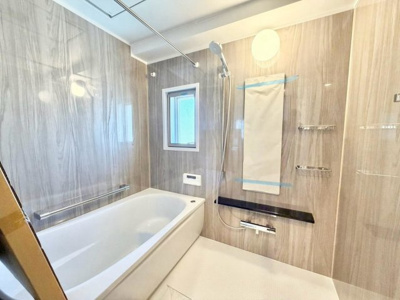 【浴室】 | プレサンス住吉リファイン | 浴室に窓が付いているので、換気ができて湿気やカビ防止になりますよ♪