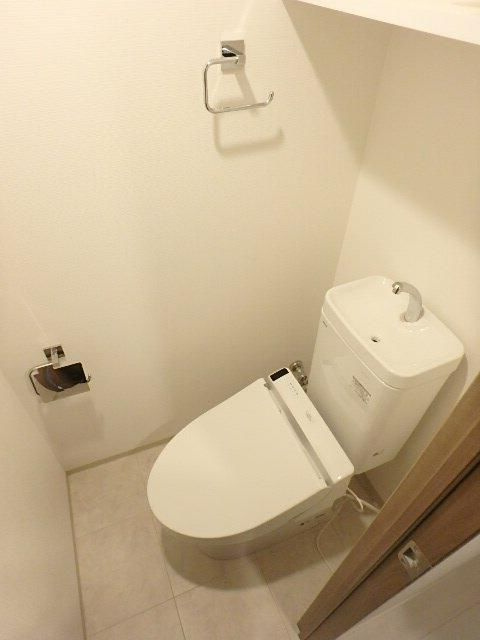 立川市曙町２丁目の賃貸マンションのトイレ