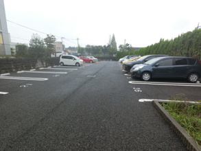 【駐車場】