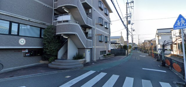 プロースト高槻の周辺